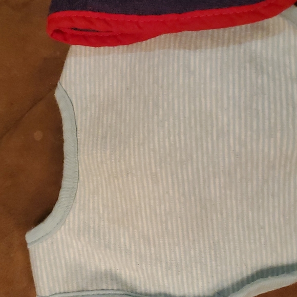 Bibs - Picture 1 of 2